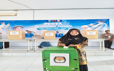 Pesta Demokrasi SMAN 1 Loceret